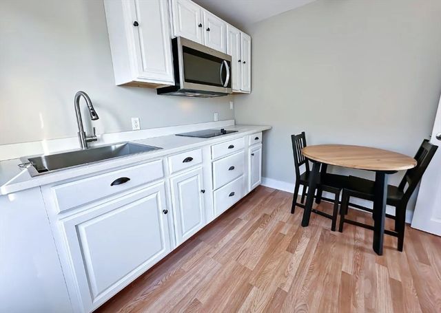 155 Spruce St. 3, Watertown, MA 02472