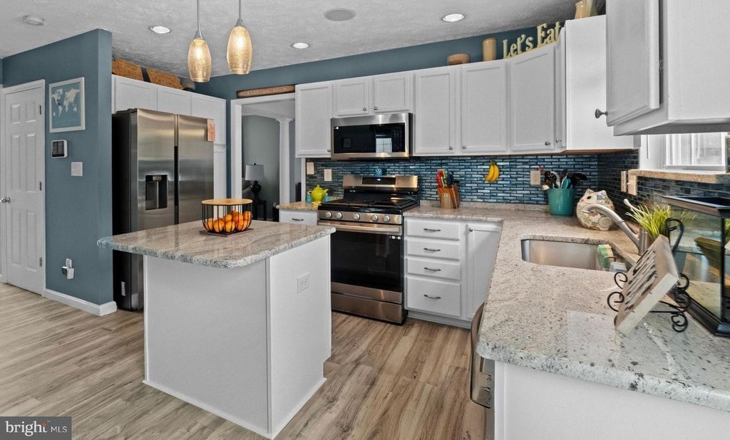 Image 11 of property listing at 609 FROGS LEAP CT, Glen Burnie, MD 21060