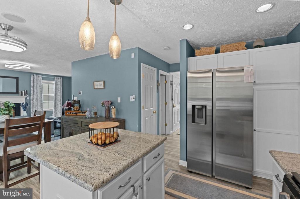 Image 13 of property listing at 609 FROGS LEAP CT, Glen Burnie, MD 21060