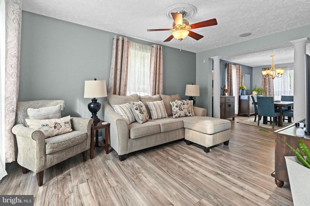 Image 21 of property listing at 609 FROGS LEAP CT, Glen Burnie, MD 21060