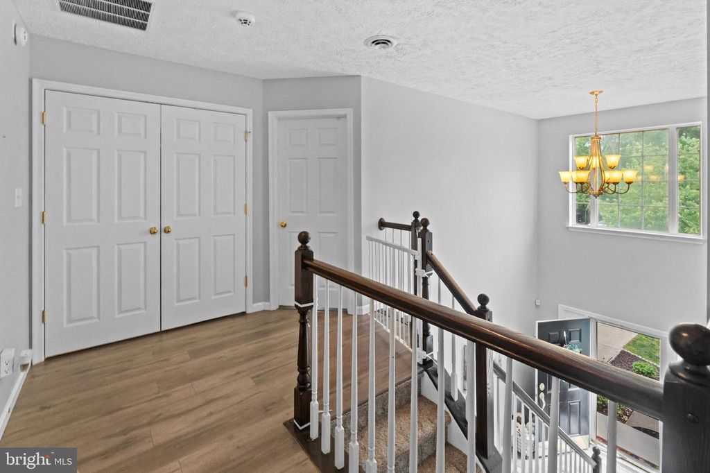 Image 26 of property listing at 609 FROGS LEAP CT, Glen Burnie, MD 21060