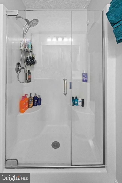 Image 37 of property listing at 609 FROGS LEAP CT, Glen Burnie, MD 21060