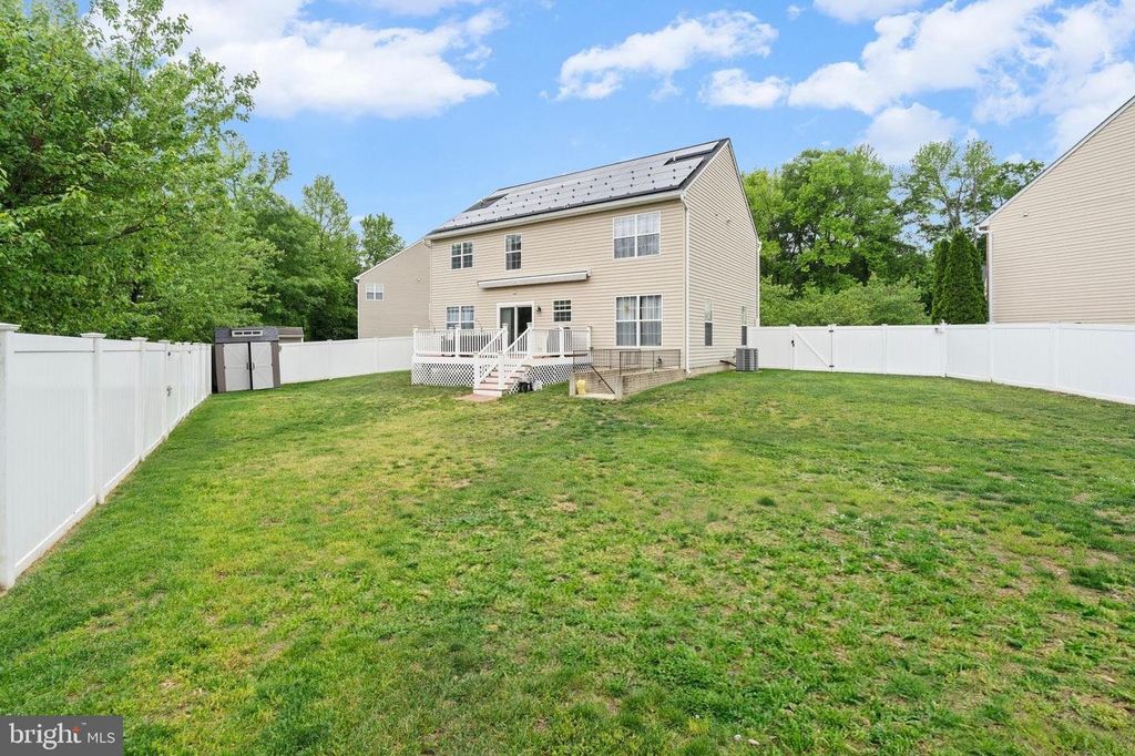Image 50 of property listing at 609 FROGS LEAP CT, Glen Burnie, MD 21060