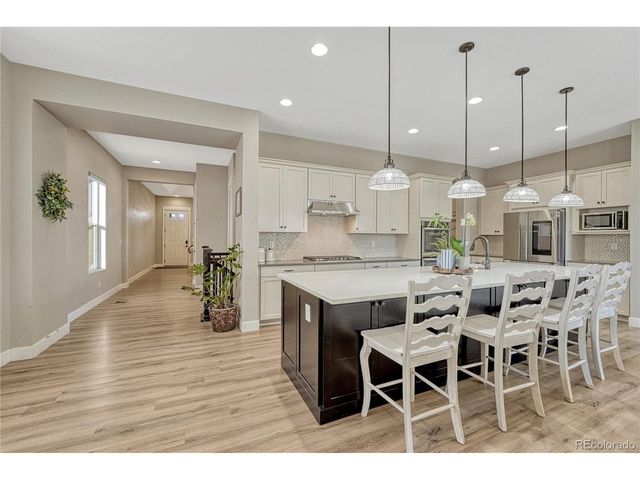 8069 S Elk Way, Aurora, CO 80016