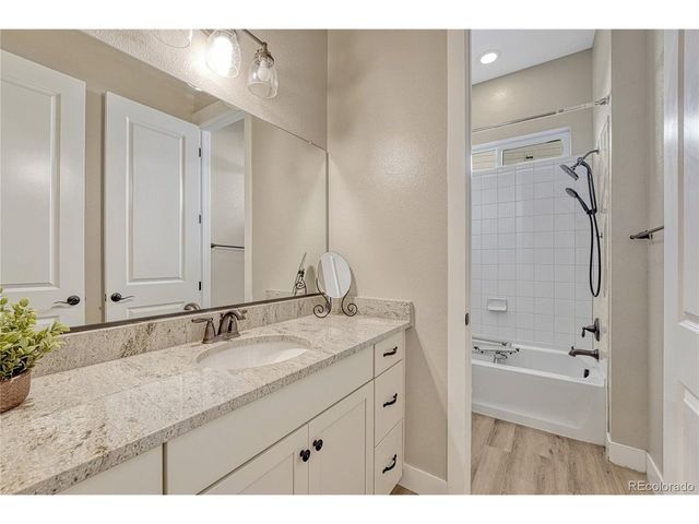 8069 S Elk Way, Aurora, CO 80016