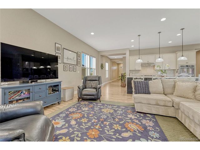 8069 S Elk Way, Aurora, CO 80016