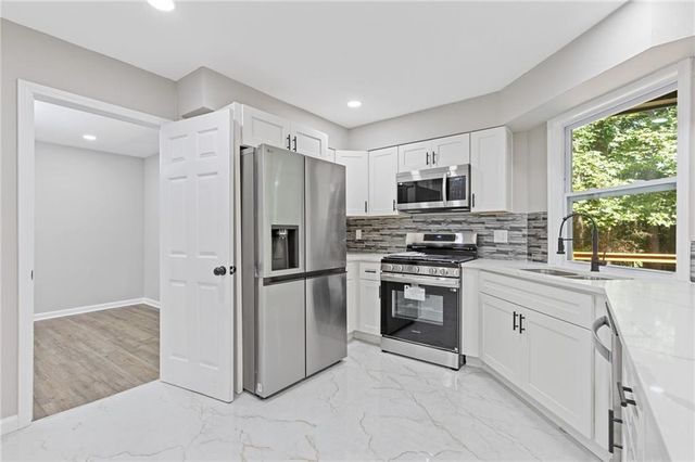 691 Paden Mill Trail, Lawrenceville, GA 30044