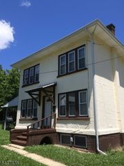 575 Arlington Ave, Phillipsburg Town, NJ 08865
