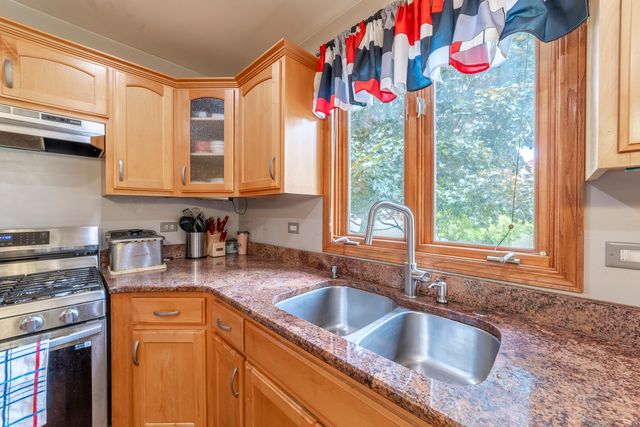 1071 Yamma Ridge, New Lenox, IL 60451