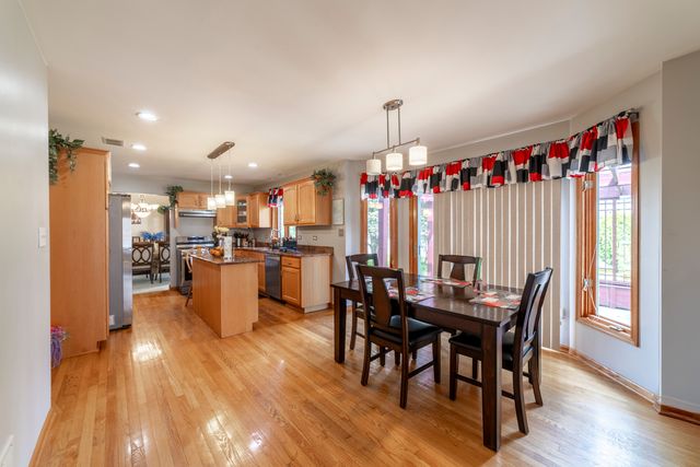 1071 Yamma Ridge, New Lenox, IL 60451