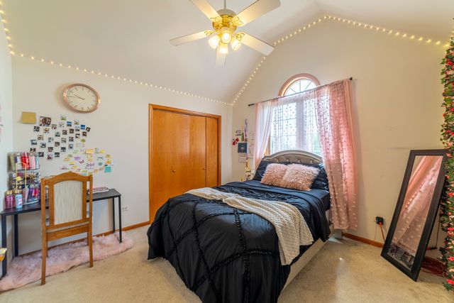 1071 Yamma Ridge, New Lenox, IL 60451