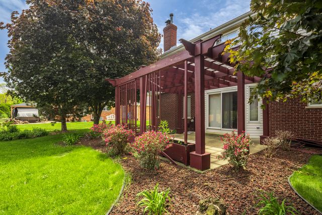 1071 Yamma Ridge, New Lenox, IL 60451