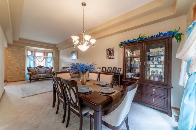 1071 Yamma Ridge, New Lenox, IL 60451