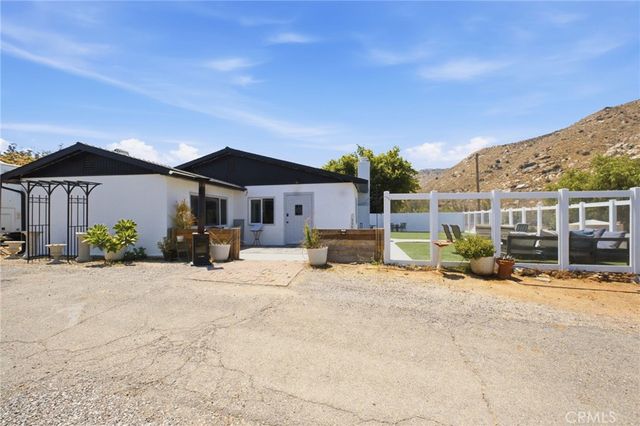 9200 Reche Canyon, Colton, CA 92324