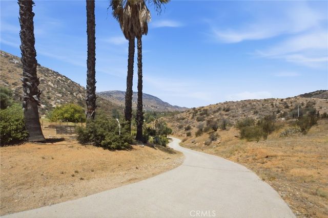 9200 Reche Canyon, Colton, CA 92324