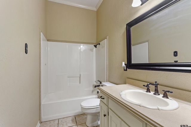 19173 Greenleaf Dr., Flint, TX 75762