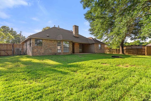 19173 Greenleaf Dr., Flint, TX 75762
