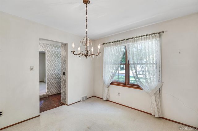 30190 Pleasant Trail, Southfield, MI 48076