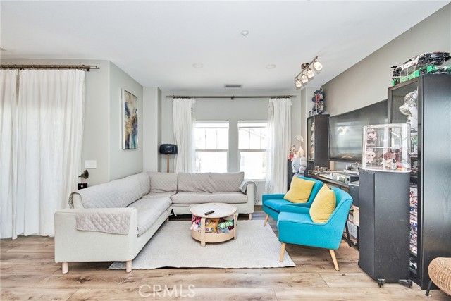 7331 Shelby 8, Rancho Cucamonga, CA 91739