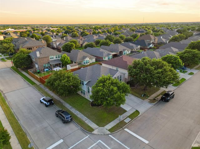 1720 Morning Dove, Aubrey, TX 76227