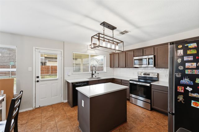1720 Morning Dove, Aubrey, TX 76227