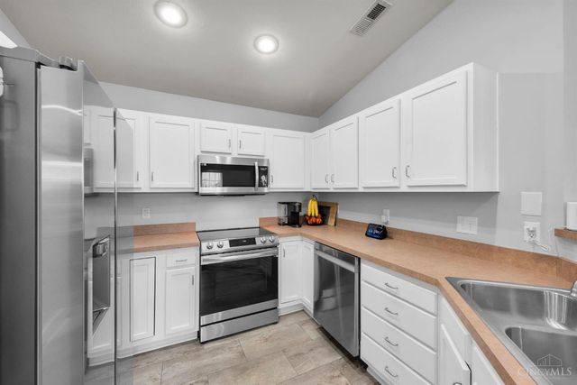 1320 Twin Spires Drive, Batavia Twp, OH 45103