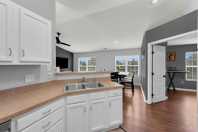 1320 Twin Spires Drive, Batavia Twp, OH 45103
