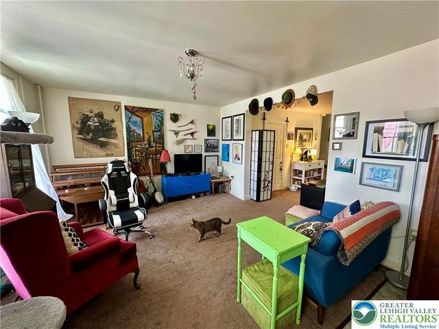 414 Center Avenue, Jim Thorpe Boro, PA 18229