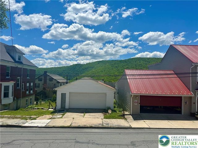 414 Center Avenue, Jim Thorpe Boro, PA 18229