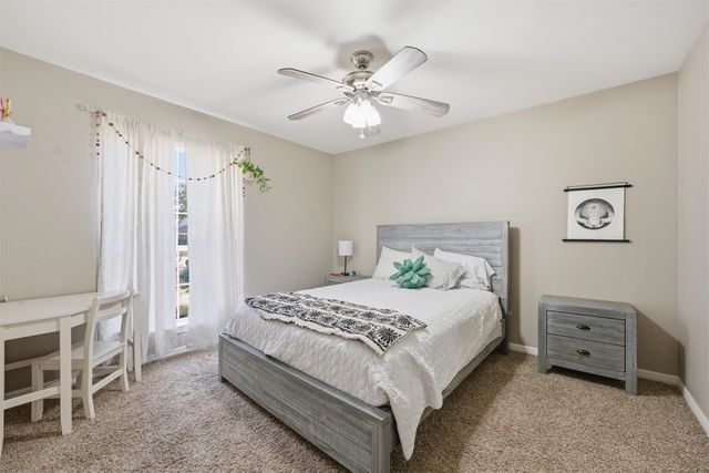 205 Buckingham Place, Hewitt, TX 76643