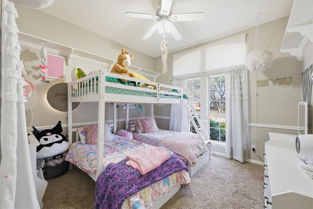 205 Buckingham Place, Hewitt, TX 76643