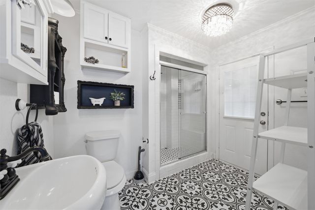 205 Buckingham Place, Hewitt, TX 76643