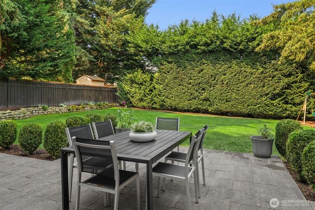 6543 81st Avenue SE, Mercer Island, WA 98040
