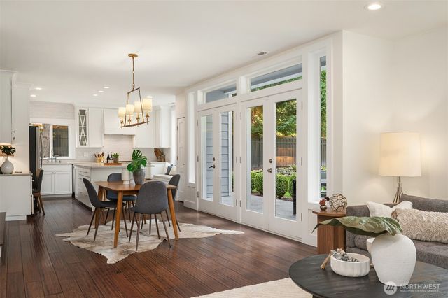 6543 81st Avenue SE, Mercer Island, WA 98040