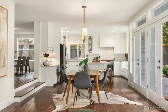 6543 81st Avenue SE, Mercer Island, WA 98040