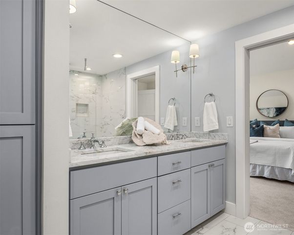 6543 81st Avenue SE, Mercer Island, WA 98040