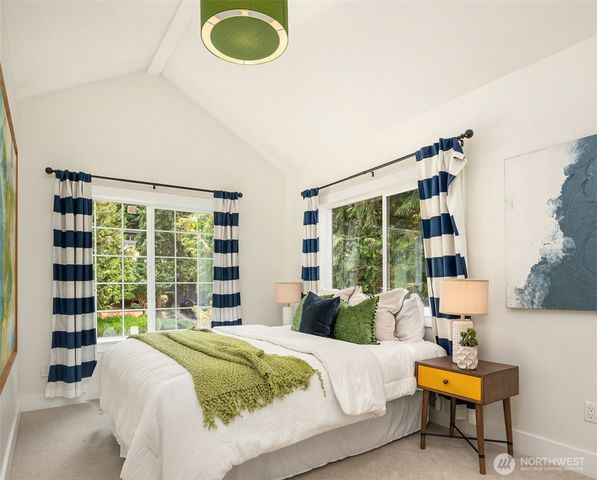 6543 81st Avenue SE, Mercer Island, WA 98040