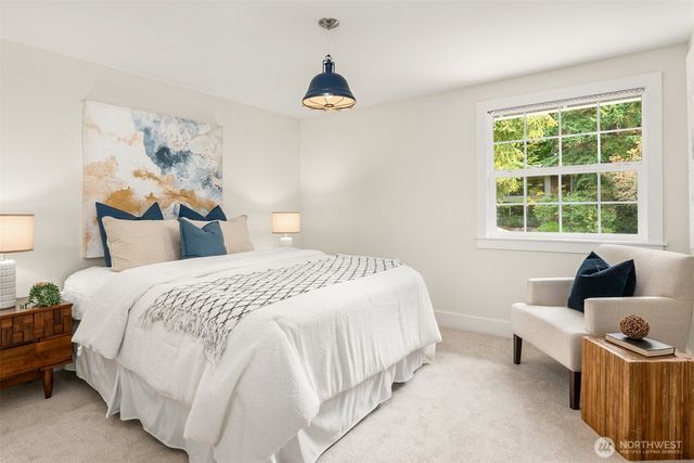 6543 81st Avenue SE, Mercer Island, WA 98040