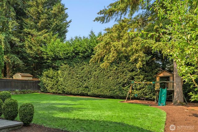 6543 81st Avenue SE, Mercer Island, WA 98040