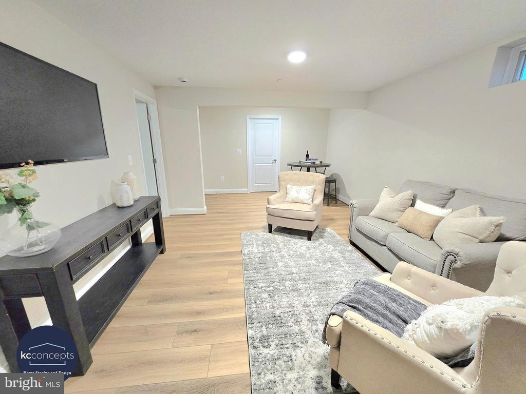 Image 31 of property listing at 3118 ALFALFA CIR, La Plata, MD 20646