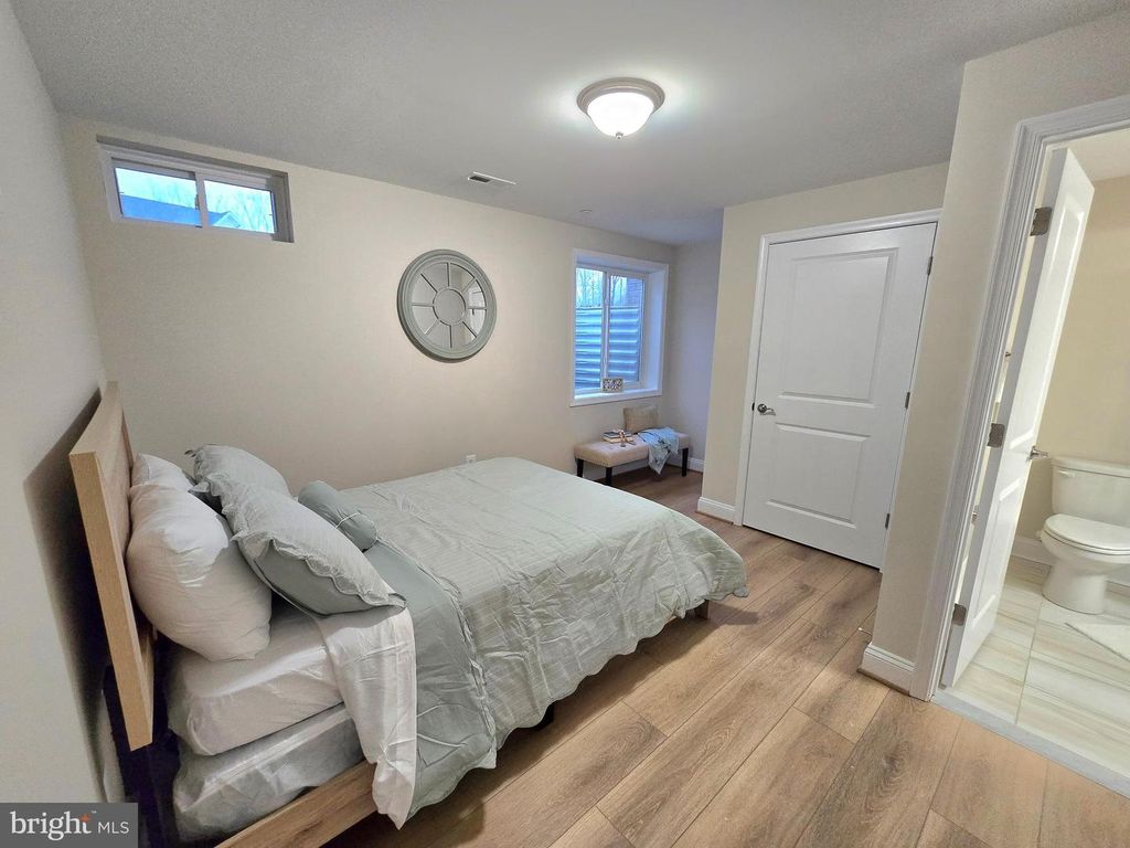 Image 33 of property listing at 3118 ALFALFA CIR, La Plata, MD 20646