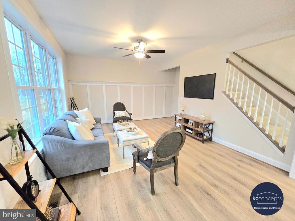 Image 9 of property listing at 3118 ALFALFA CIR, La Plata, MD 20646