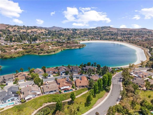 808 S Bluebird, Anaheim, CA 92807