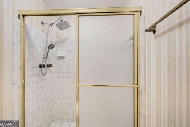 5163 CHARLEMAGNE Way SW, Lilburn, GA 30047