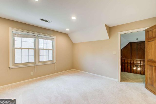 5163 CHARLEMAGNE Way SW, Lilburn, GA 30047