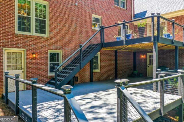 5163 CHARLEMAGNE Way SW, Lilburn, GA 30047