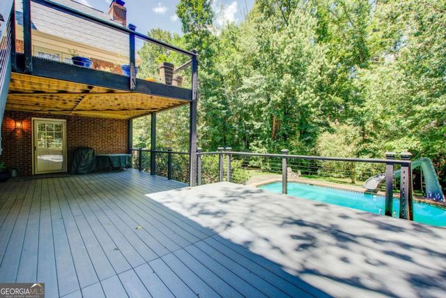 5163 CHARLEMAGNE Way SW, Lilburn, GA 30047