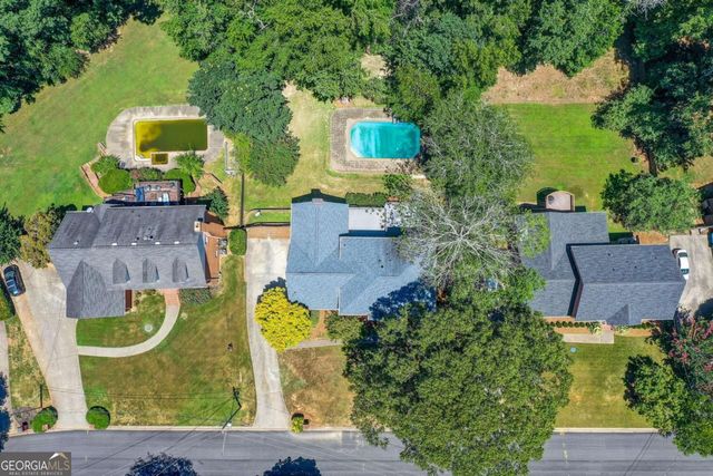 5163 CHARLEMAGNE Way SW, Lilburn, GA 30047