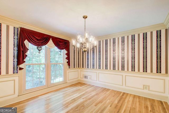 5163 CHARLEMAGNE Way SW, Lilburn, GA 30047