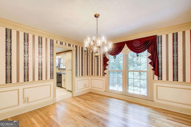 5163 CHARLEMAGNE Way SW, Lilburn, GA 30047